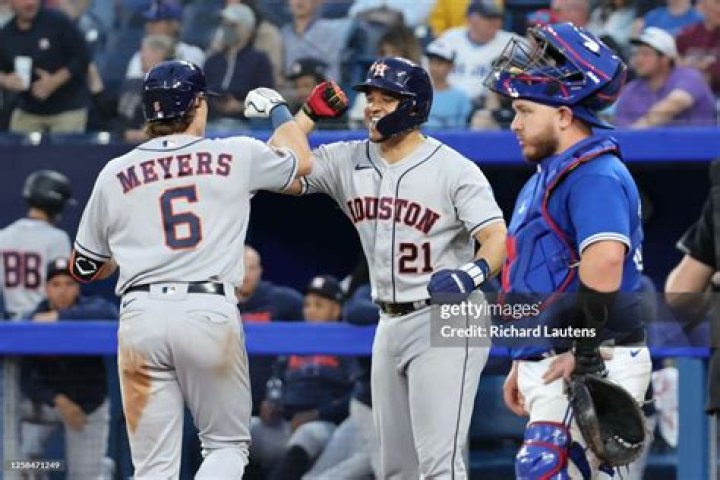 Astros centre fielder Jake Meyers has shoulder surgery