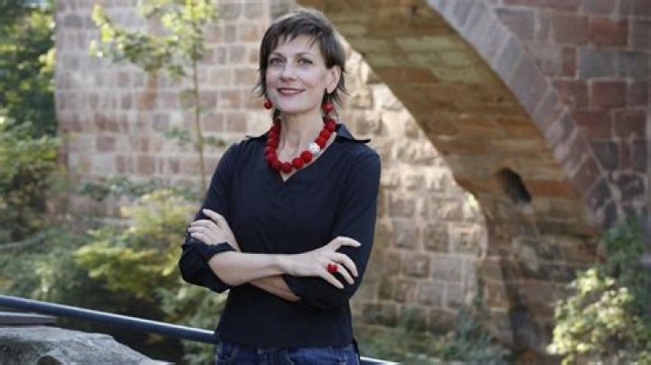 Ella Schindler