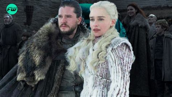 Emilia Clarke Finally Opens Up About Dating Seth MacFarlane E! Online