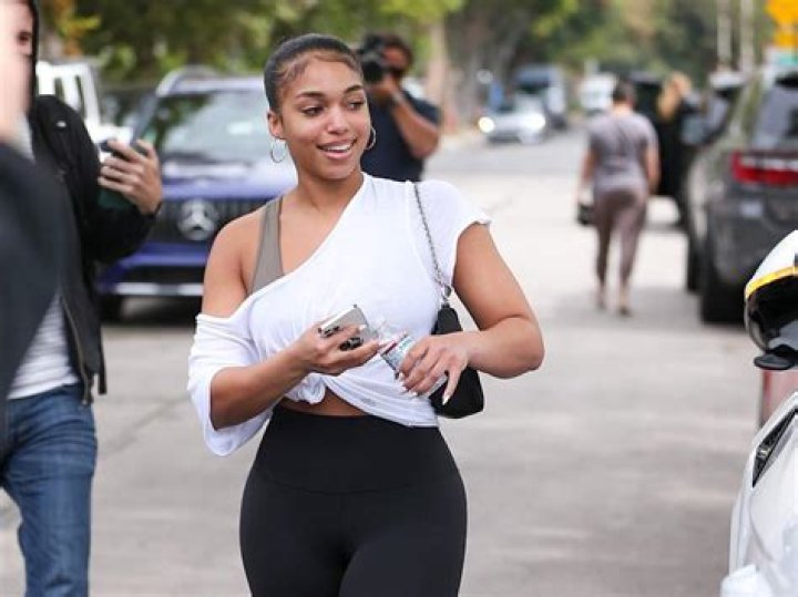 How Much Does Lori Harvey Weigh?, Yoo-height