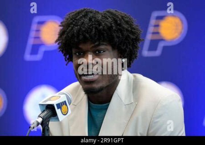 Indiana Pacers first round draft choice Jarace Walker poses with his