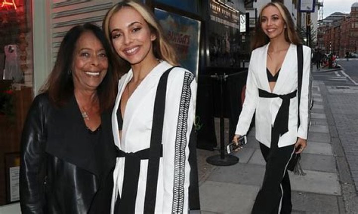 Jade Thirwall with her mom Little mix girls, Little mix, Girl