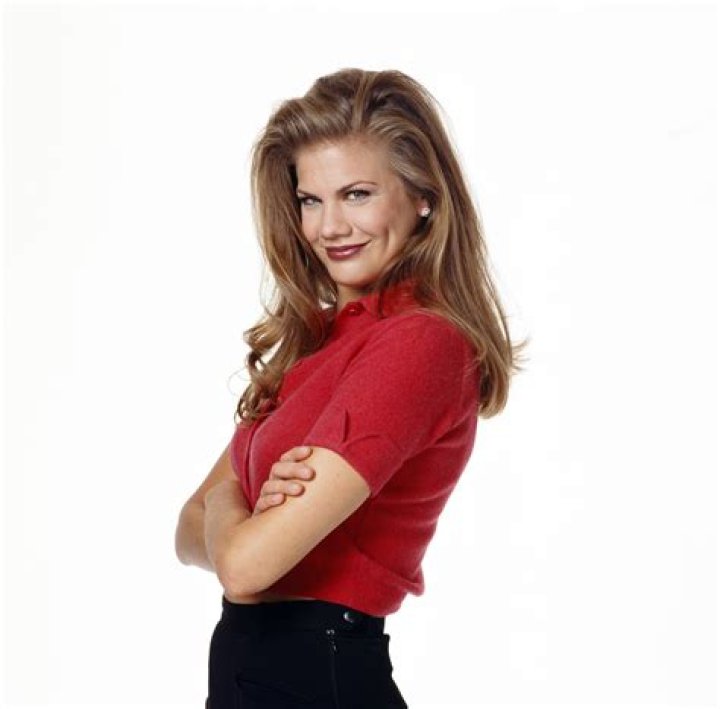 Kristen Johnston- Net Worth, Age, Boyfriend, Height, Career Kristen Johnston