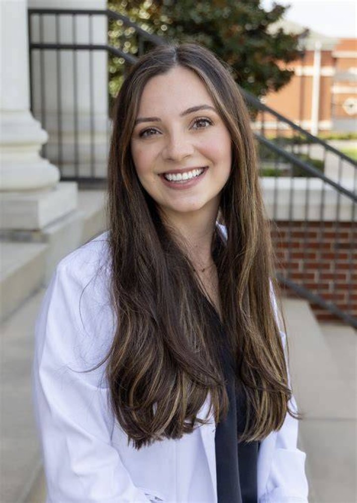 Laura Bailey, FNP &bull; Doctors &bull; Community Care Physicians