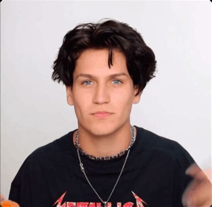 Lil Huddy's Net Worth How Chase Hudson Makes Money