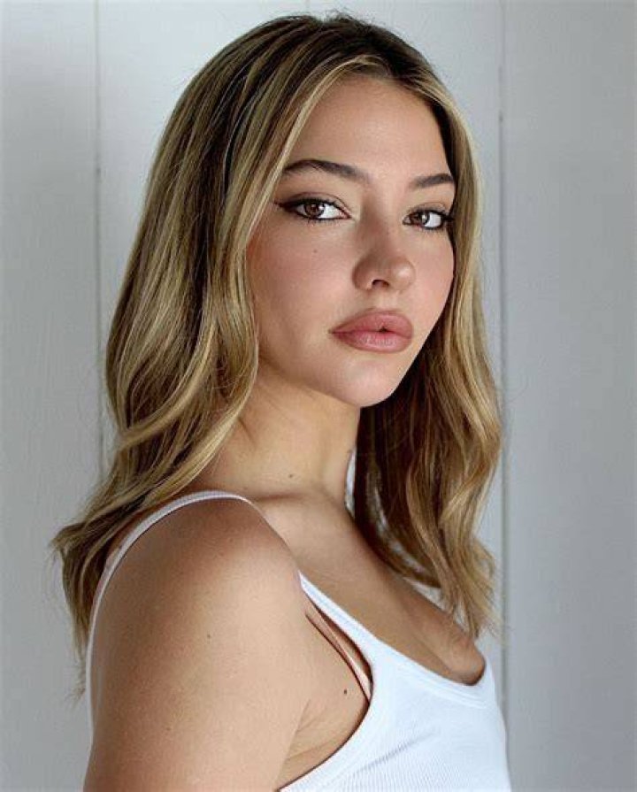 Madelyn Cline / madelyncline Nude Leaks OnlyFans Photo 125 Fapeza