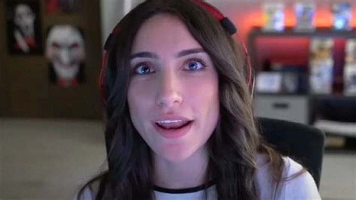 Nadia Amine / nadia_nextdoor / nadiakamine Nude Leaks OnlyFans Fapexy!