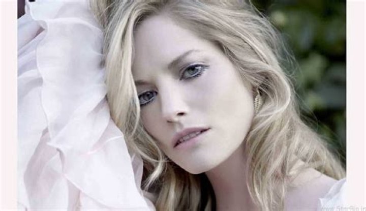 Sienna Guillory Age, Height, Bio, Husband, Net Worth & Married
