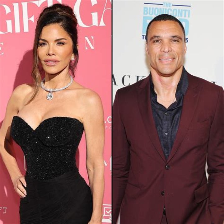 Stephen Sanchez Relationship Who Is He Dating? Gay Rumors Viral On Tiktok