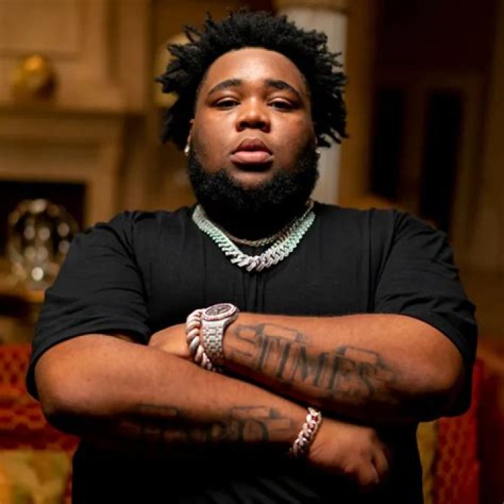 Stream Rod Wave's 'SoulFly' [Deluxe] That Grape Juice