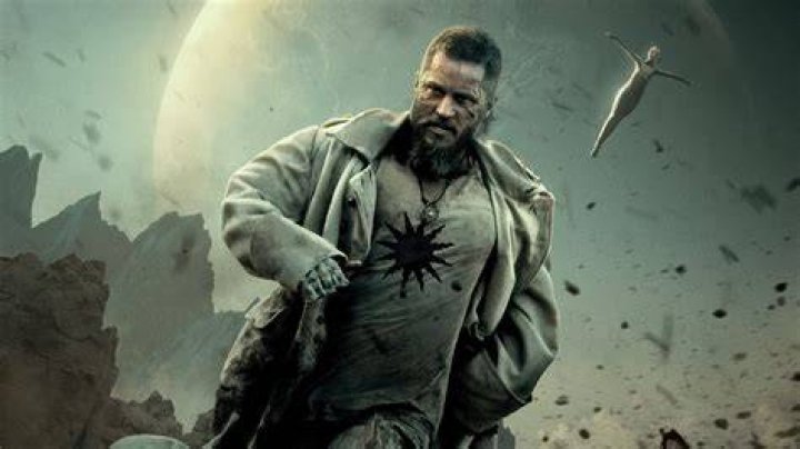 Travis Fimmel, Raised By Wolves Former Calvin Klein model discusses
