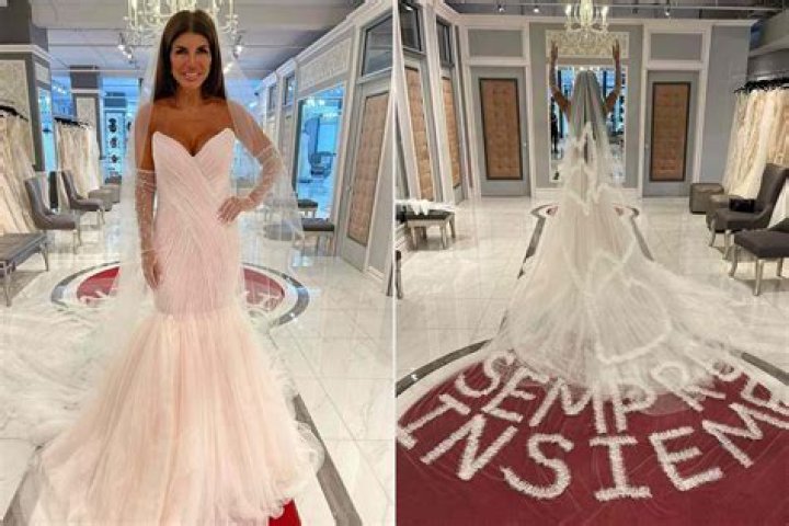 Unveiling Teresa Giudice's Luxurious Mansion: A Peek Inside Celebrity Real Estate