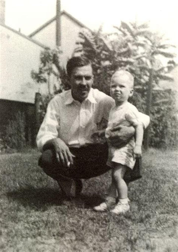 Who was Ted Turner father Robert Edward Turner II? Wiki, age
