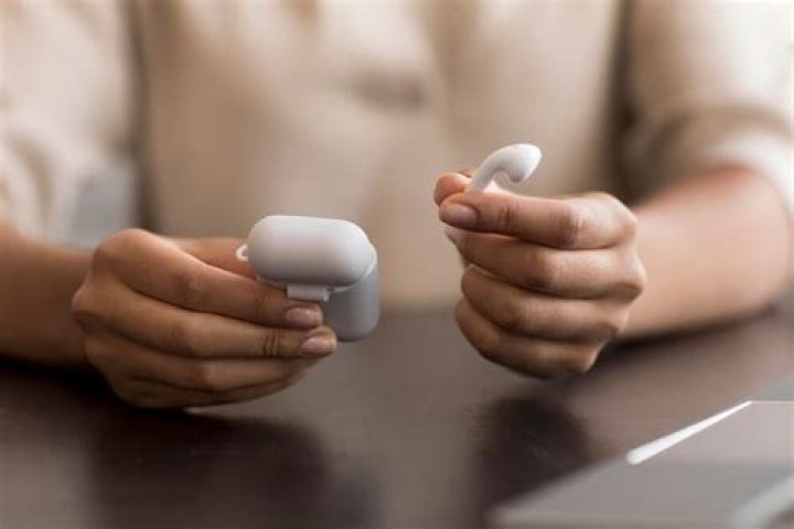 Why is One AirPod quieter than the Other? Idcorners